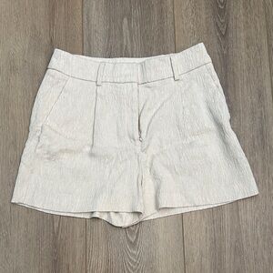 Express Women's Cream Textured Shorts